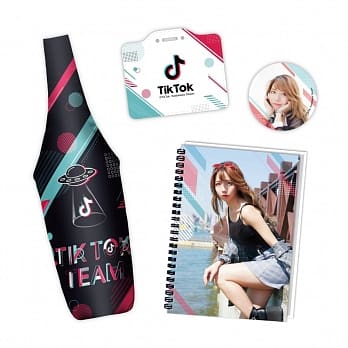 TikTok文创精品：美姬限定款（环保迷你提袋＋证件卡套+美姬线圈笔记本+美姬徽章） pdf epub mobi 电子书 下载